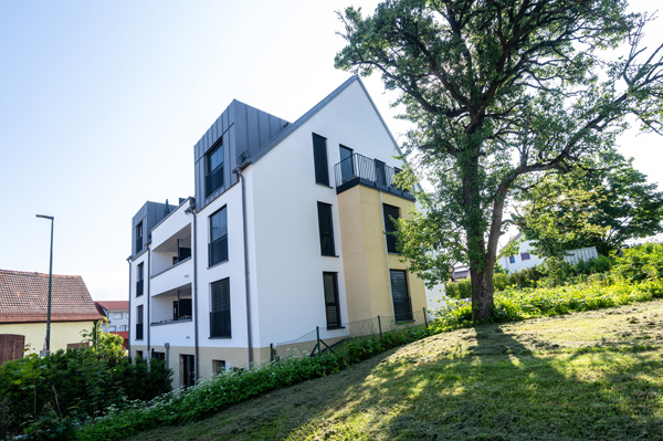 Mehrfamilienhaus Schlat Hauptstraße